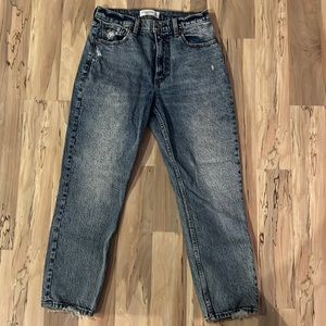 Abercrombie & Fitch High Rise Mom Jean